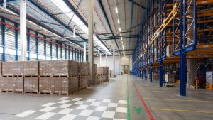 Logistics Lens: Choosing Based on Contract Terms in Refractory Supply